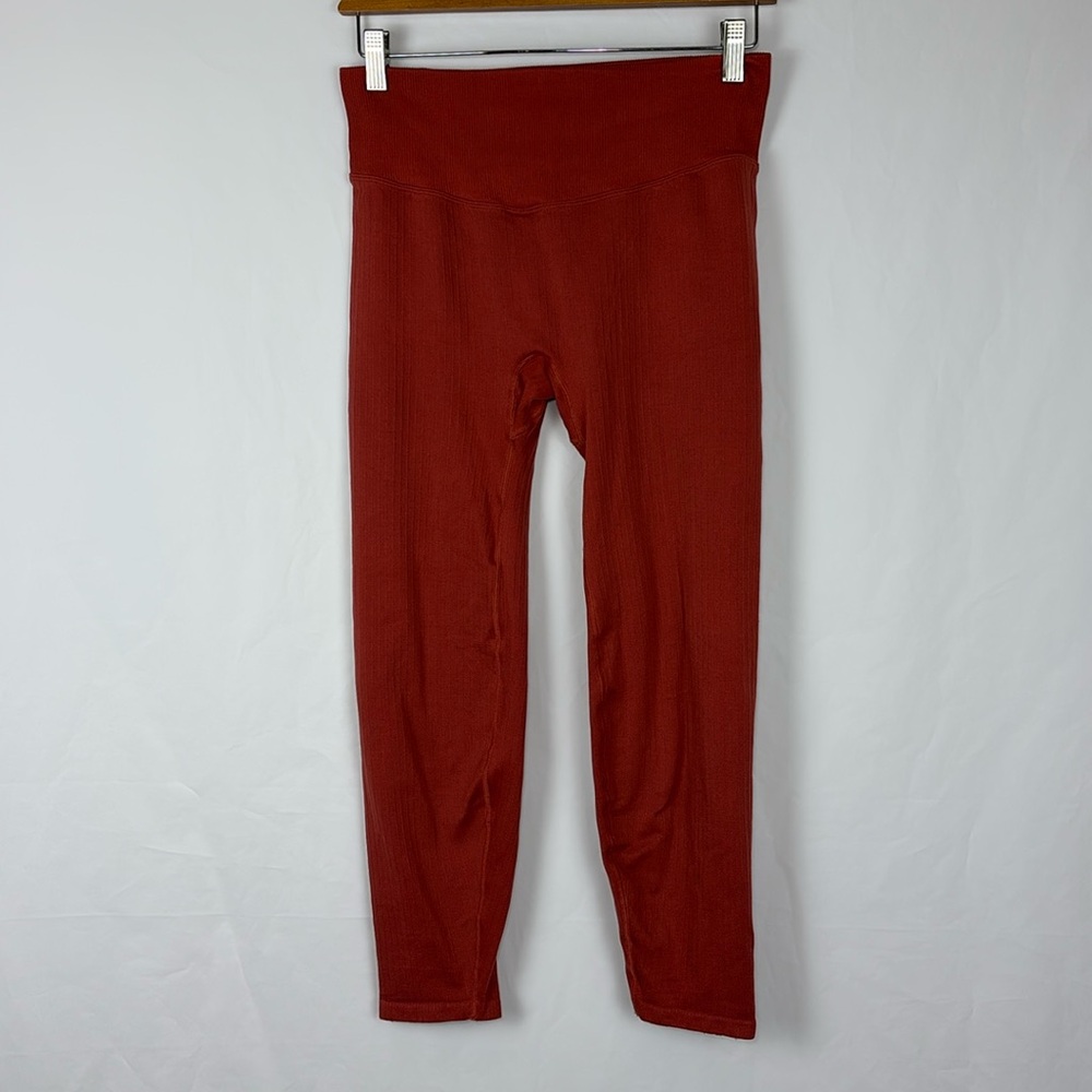 PINK ACTIVE Victoria’s Secret Seamless Leggings Size Medium EUC